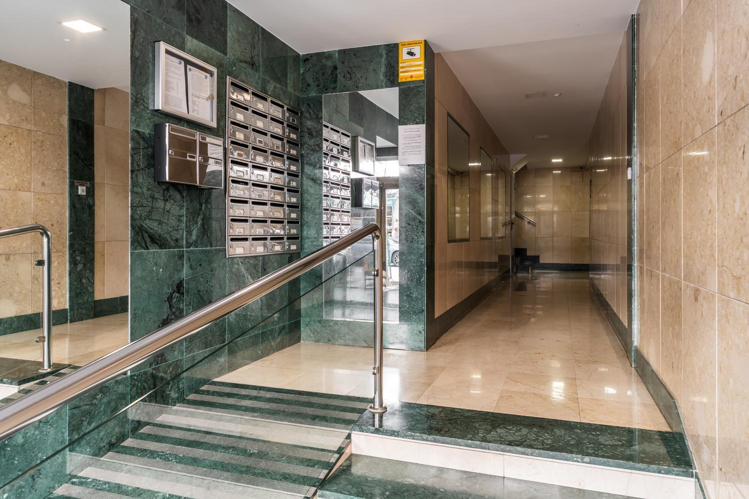 Tuguest Alhamar Apartment Гранада Экстерьер фото