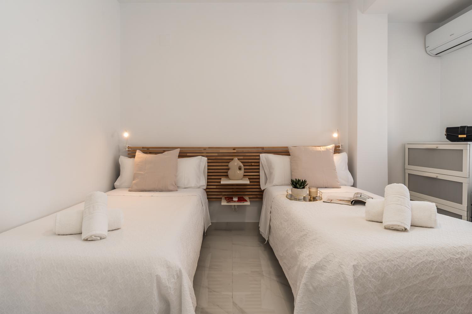 Tuguest Alhamar Apartment Гранада Экстерьер фото
